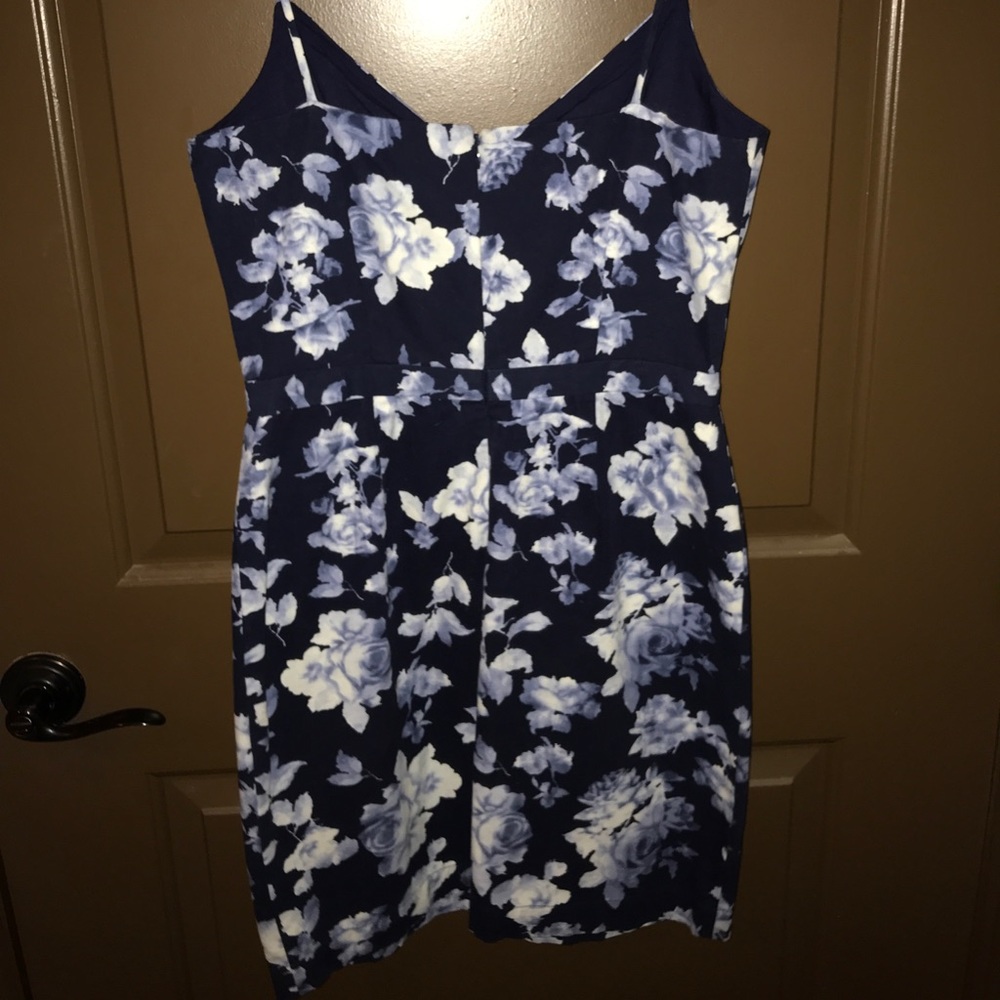 Joie Orchard Floral Dress in Dark Navy NWT - Picture 4 of 5
